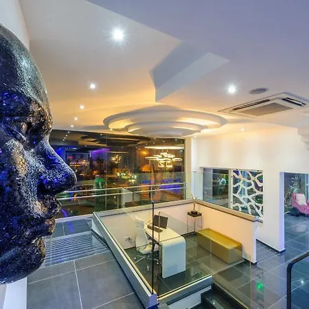 Ξενοδοχείο Tasia Maris Oasis 3*